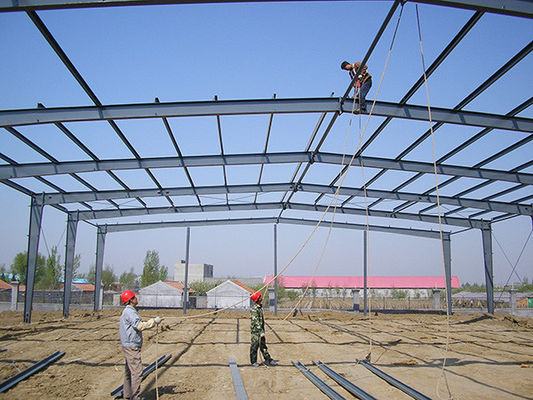 Prefabrik Çelik Yapı Atölyesi Fabrika Hafif Ağırlık